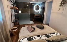Cocon cosy appart romantique, jacuzzi piscine